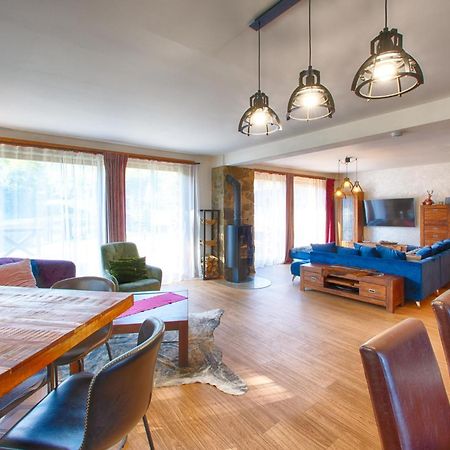 Chalets Royal, タトランスカ・ ロムニツァ エクステリア 写真