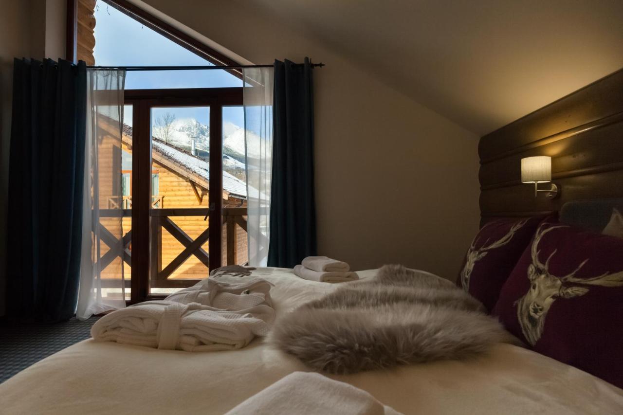 Chalets Royal, タトランスカ・ ロムニツァ エクステリア 写真