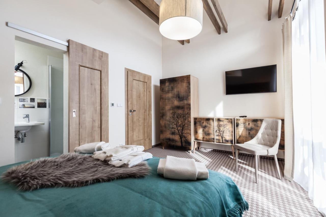 Chalets Royal, タトランスカ・ ロムニツァ エクステリア 写真