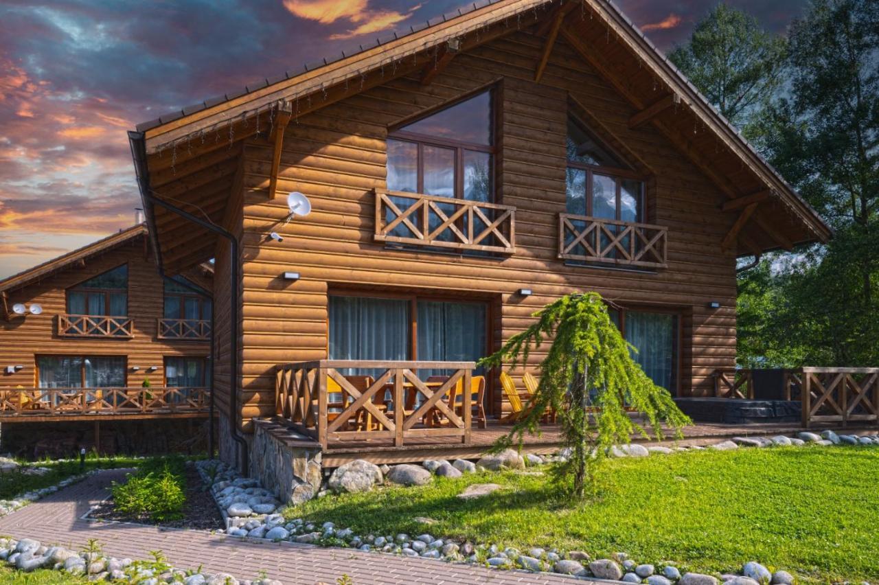 Chalets Royal, タトランスカ・ ロムニツァ エクステリア 写真
